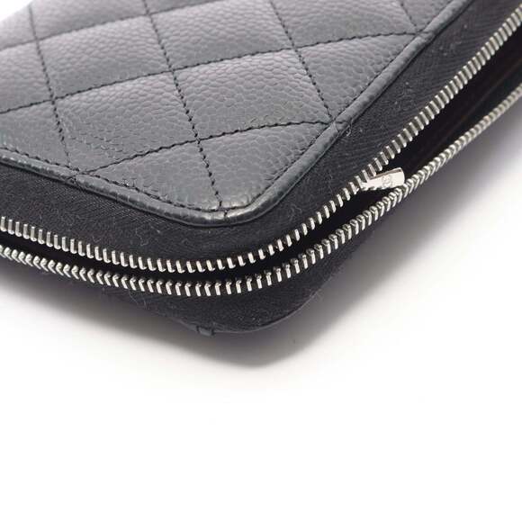 CHANEL Authentic Black Caviar Leather Wallet